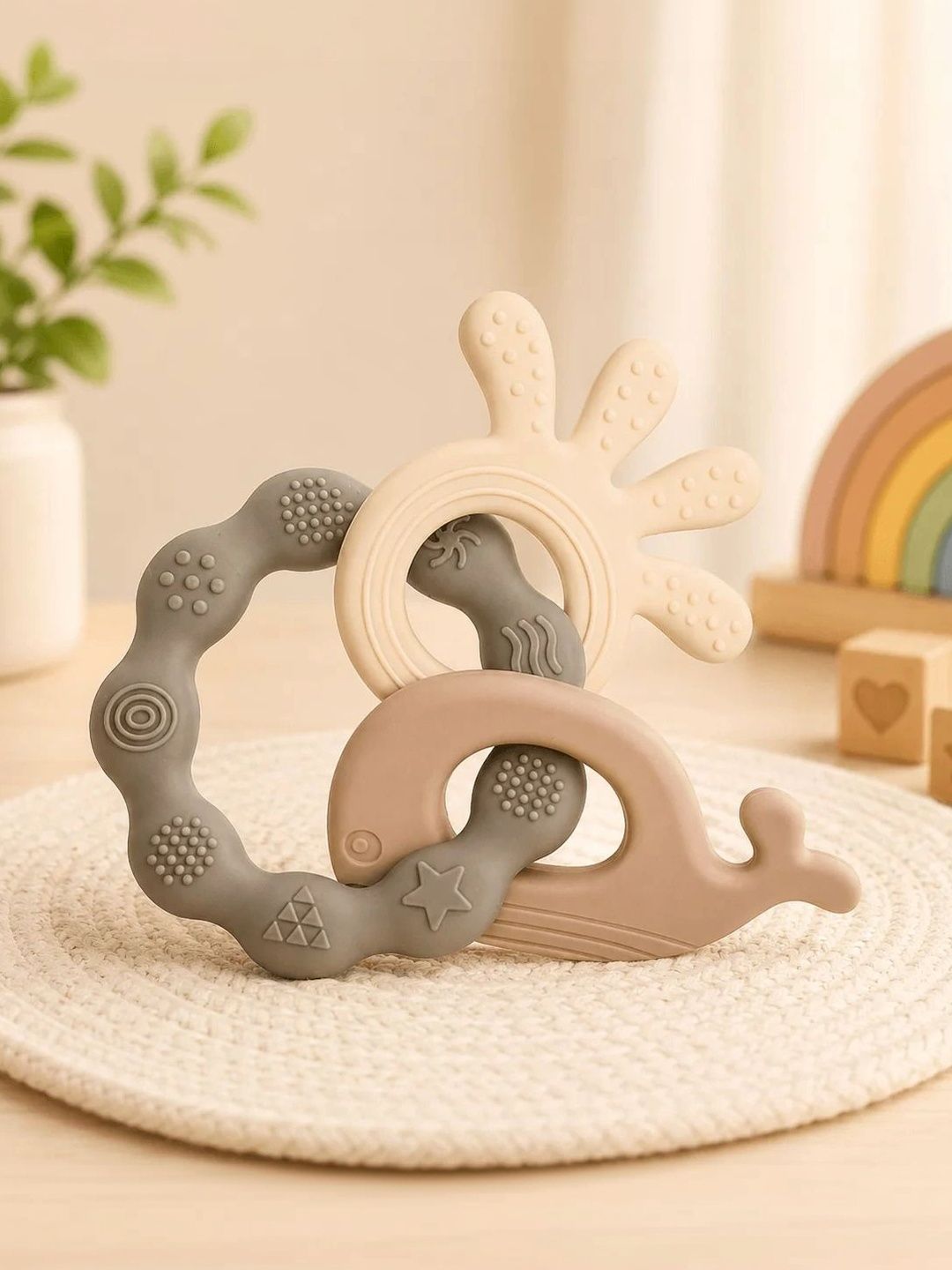 ORTIS GLOBAL TRADE Hand & Fish Shaped Ring Teether-picture-38