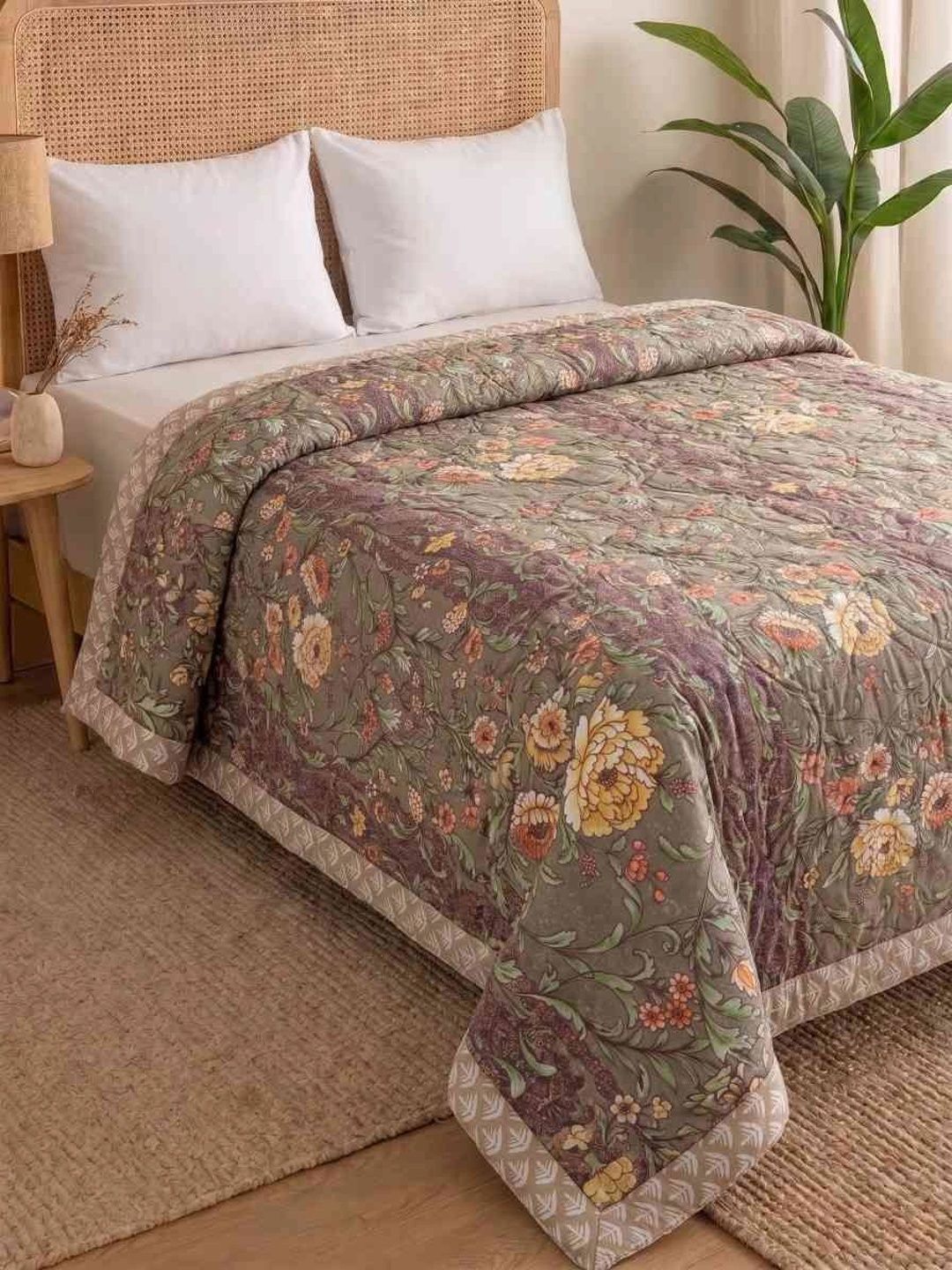 MAFATLAL Khaki Floral Microfiber Mild Winter 120 GSM Quilt-picture-31