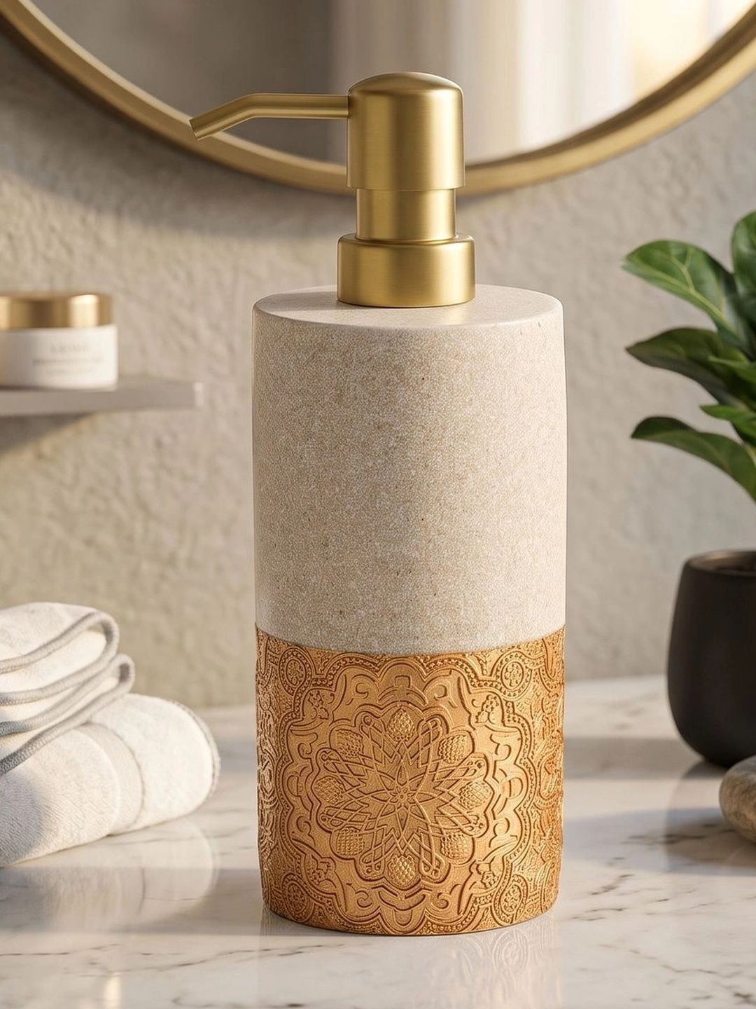 Pano Gold-Toned Textured Polyresin Soap Dispenser-picture-46