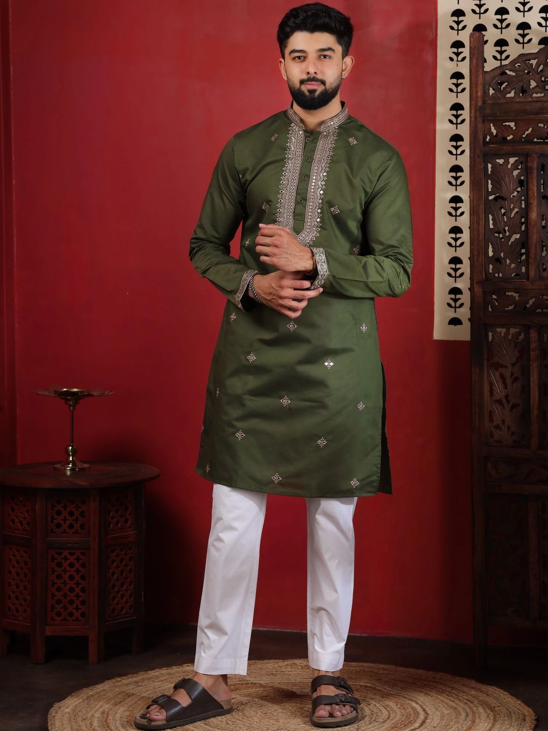Koshin Men Ethnic Motifs Embroidered Regular Mirror Work Pure Cotton Kurta with Trousers-picture-28