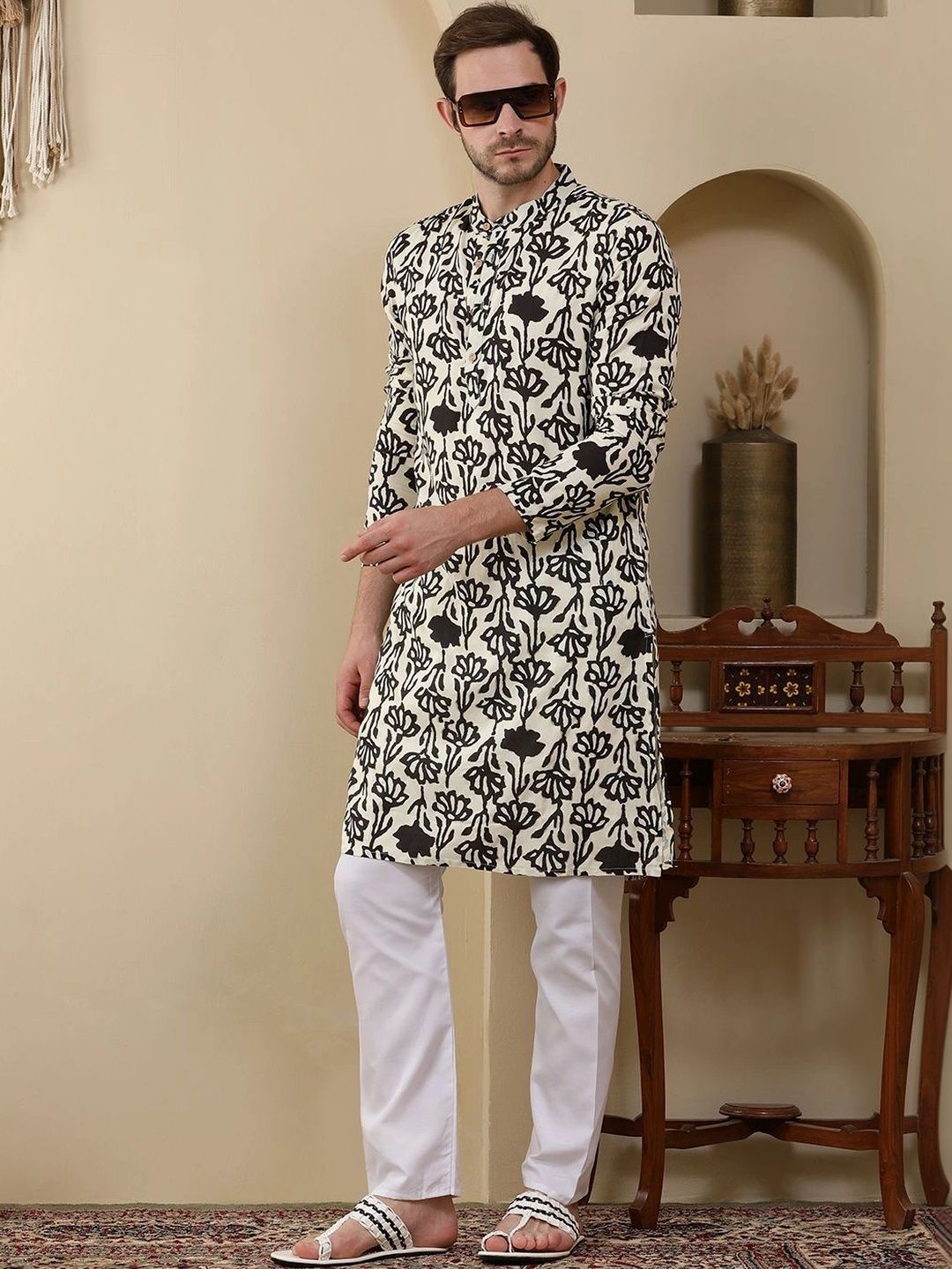 Anouk Men Floral Printed Indie Prints Kurta-picture-51