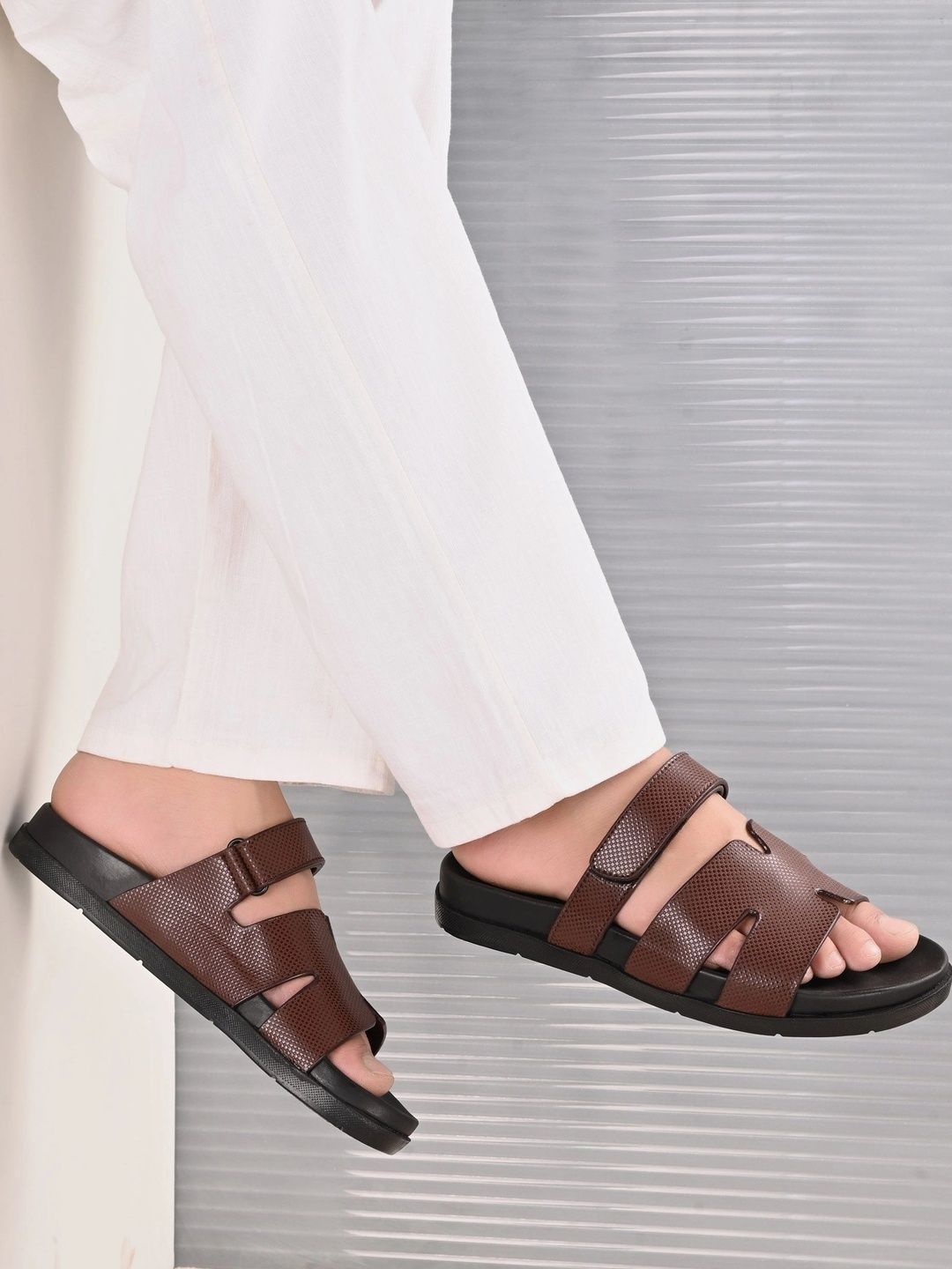 Roadster Men Sliders-image-42