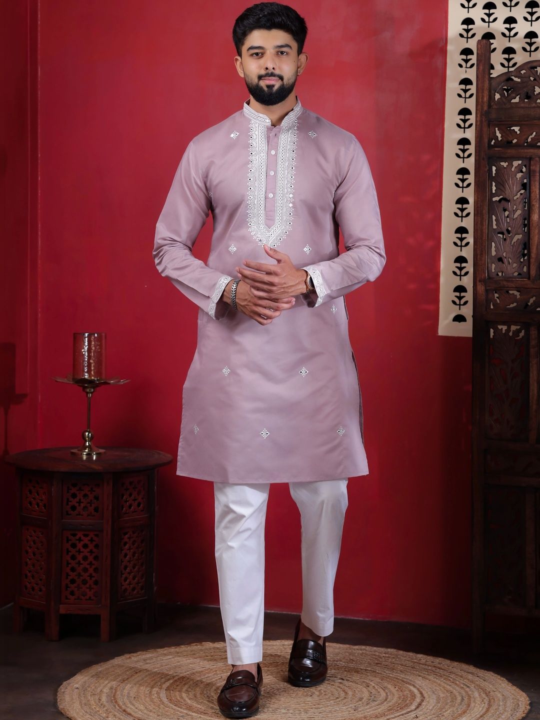 Koshin Men Embellished Mirror Work Kurta-picture-12