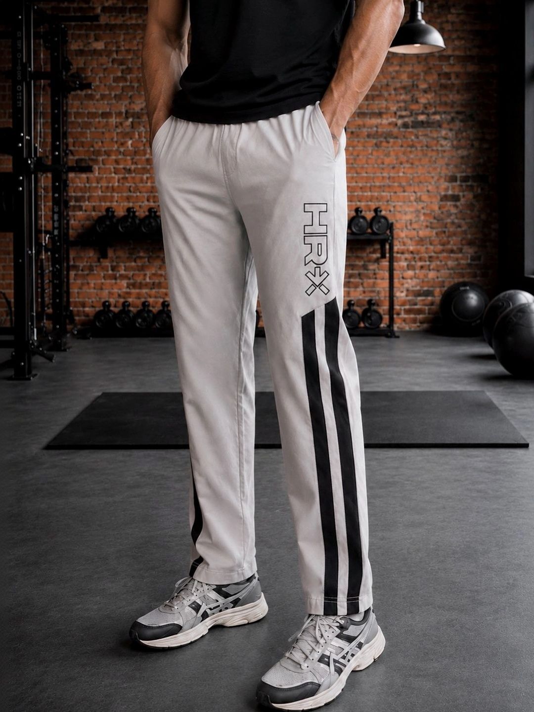 HRX by Hrithik Roshan Men Regular Fit Typography Rapid-Dry Training Track Pants-picture-42