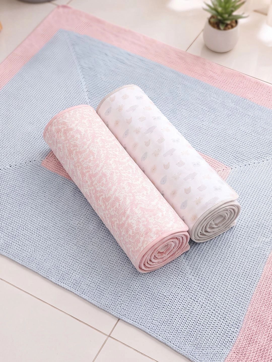 Lil Tomatoes Baby Kids Pack Of 2 Printed Cotton Swaddles-picture-41
