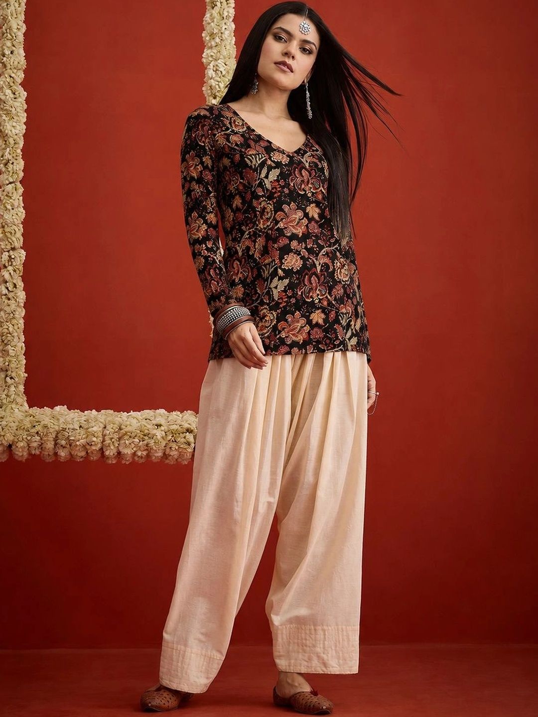 Anouk Women Floral Printed Regular Pure Cotton Kurta with Patiala-picture-31