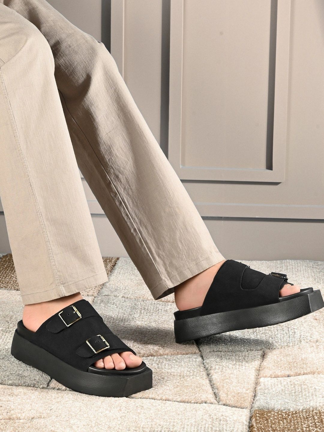 Roadster Men Sliders-picture-19