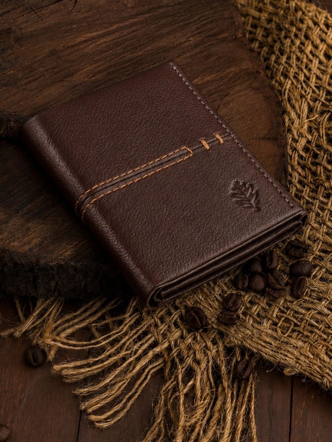 OAKLYN Men Leather Three Fold Wallet-picture-14