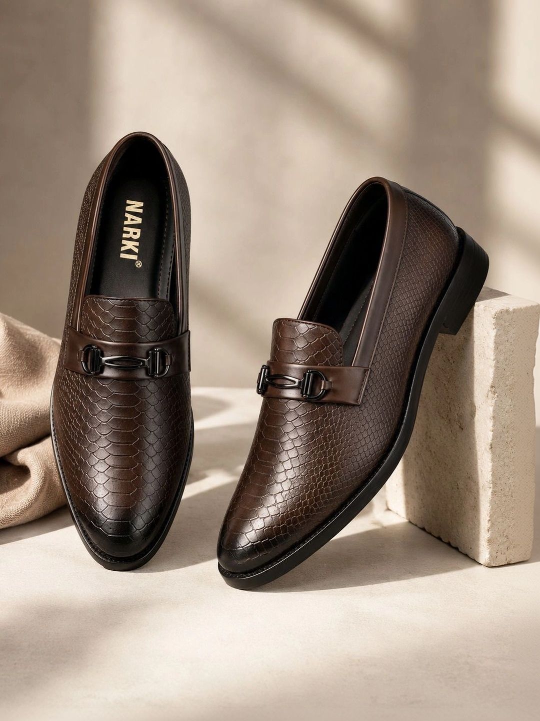 NARKI Men Textured Pointed Toe Slip-On Loafers-image-40