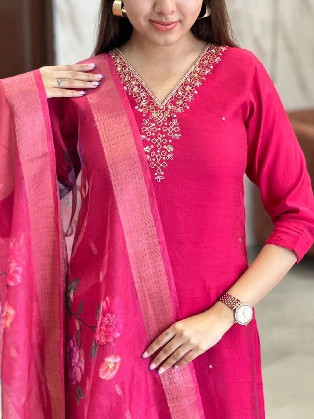 NILHARI Embroidered V-Neck Kurti-picture-13