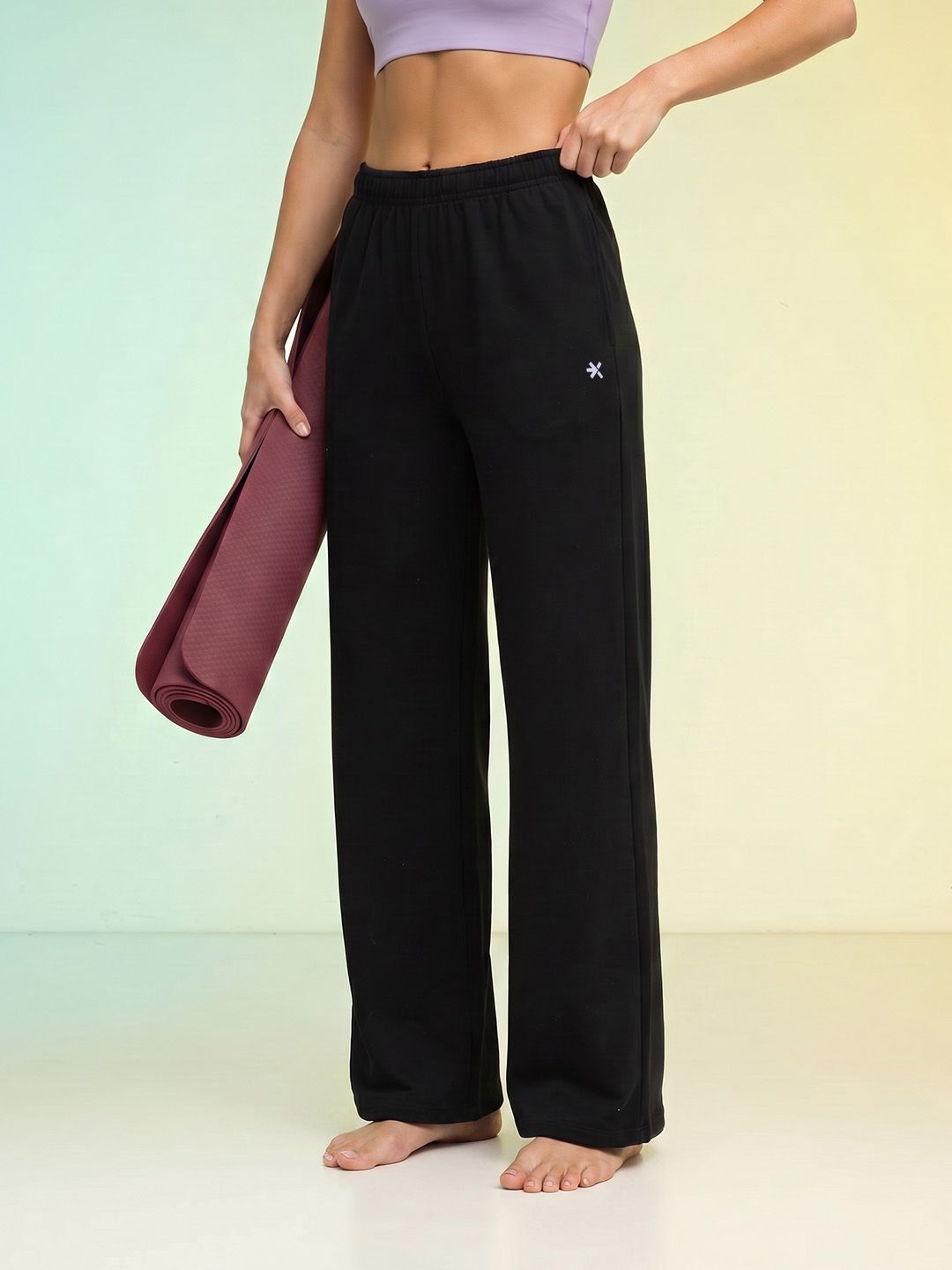HRX by Hrithik Roshan Women Printed Wide Leg Track Pant-image-28