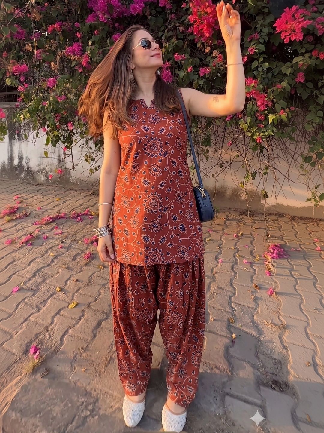 MANOJAVA Women Floral Printed Regular Pure Cotton Kurti with Salwar-picture-17