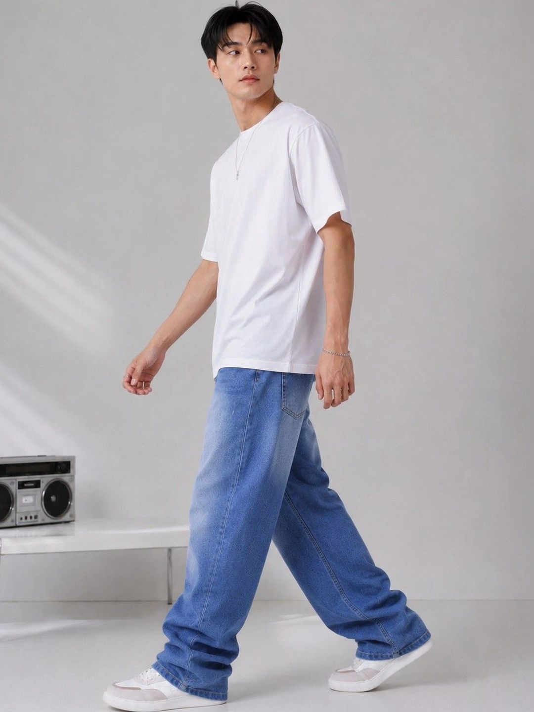 DENIMLOOK Men Mid-Rise Light Fade Stretchable Jeans