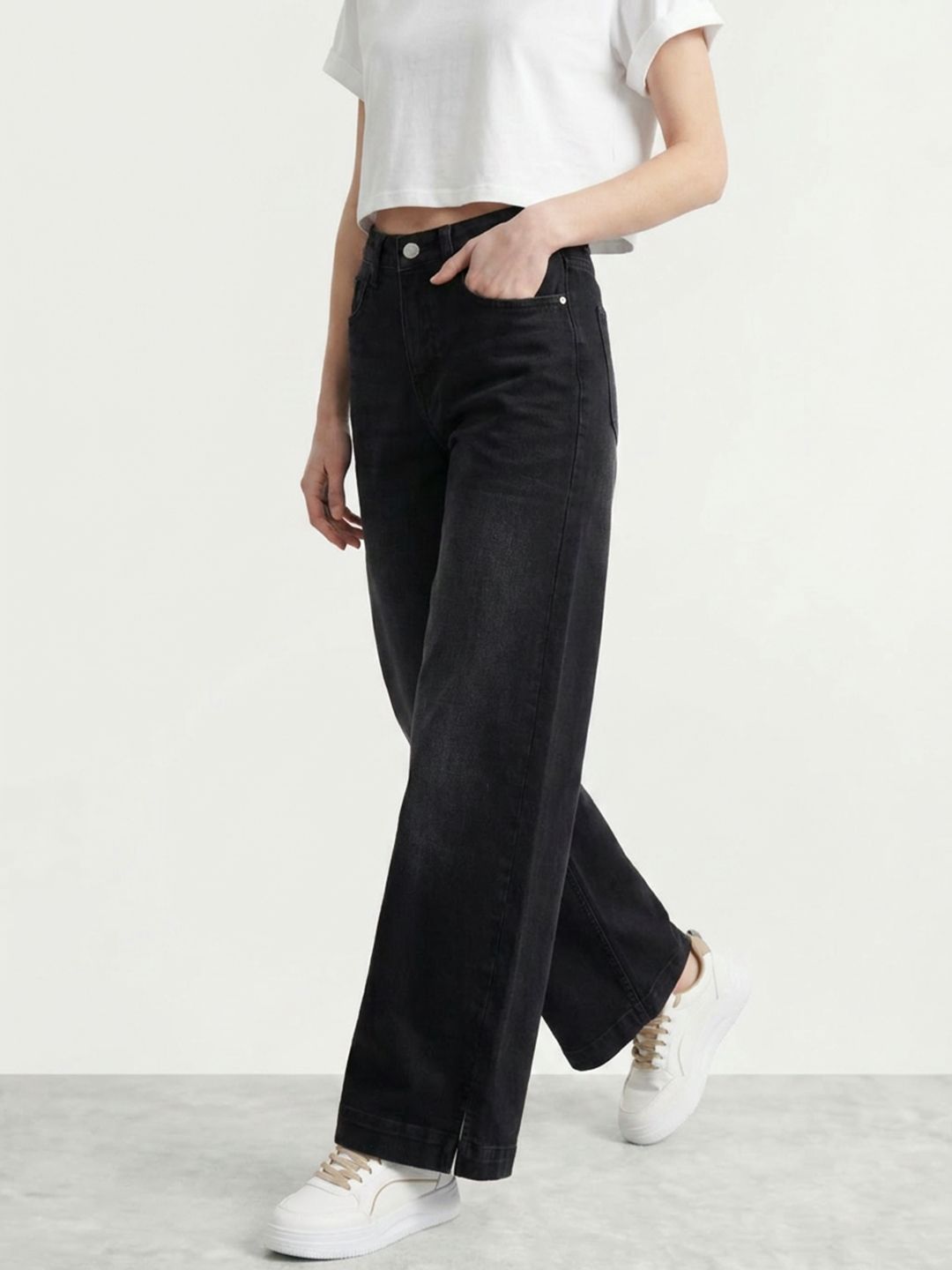 Mast & Harbour Women Flared Light Fade Stretchable Jeans-picture-21