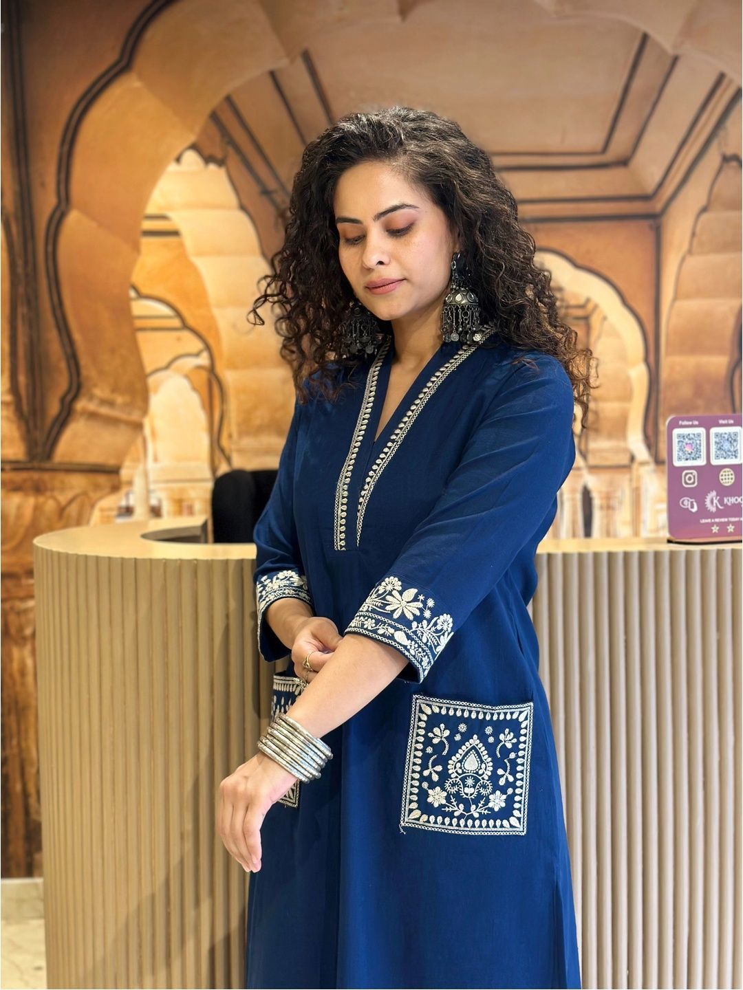 Fashionior Women Ethnic Motifs Embroidered Regular Thread Work Kurta with Trousers-picture-29