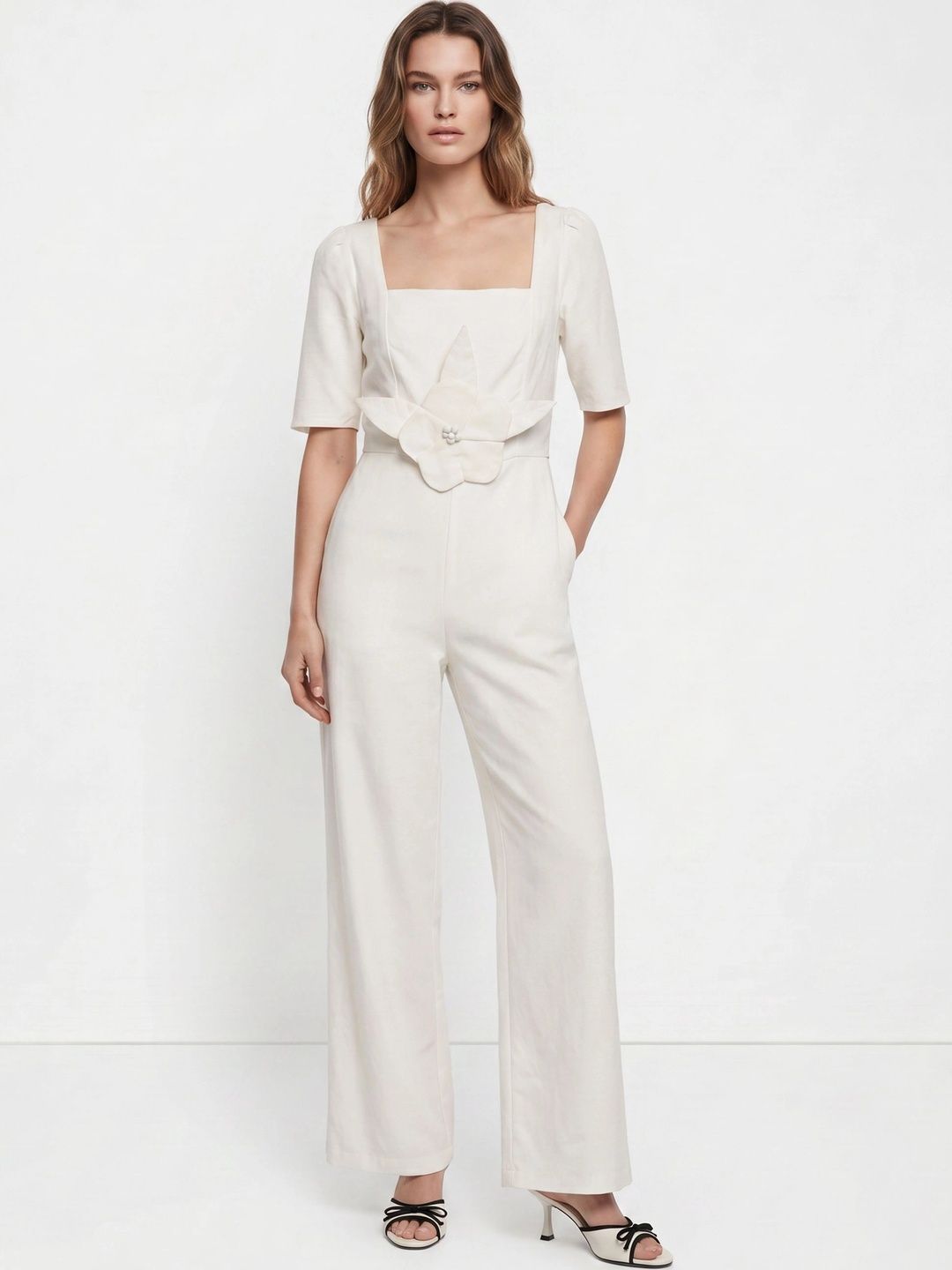 COVER STORY Basic Jumpsuit with Applique-picture-32