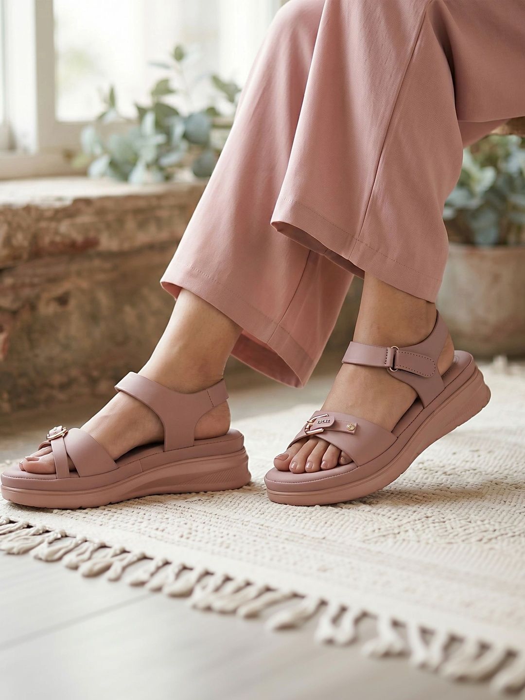 Mast & Harbour Comfort Sandals-picture-33