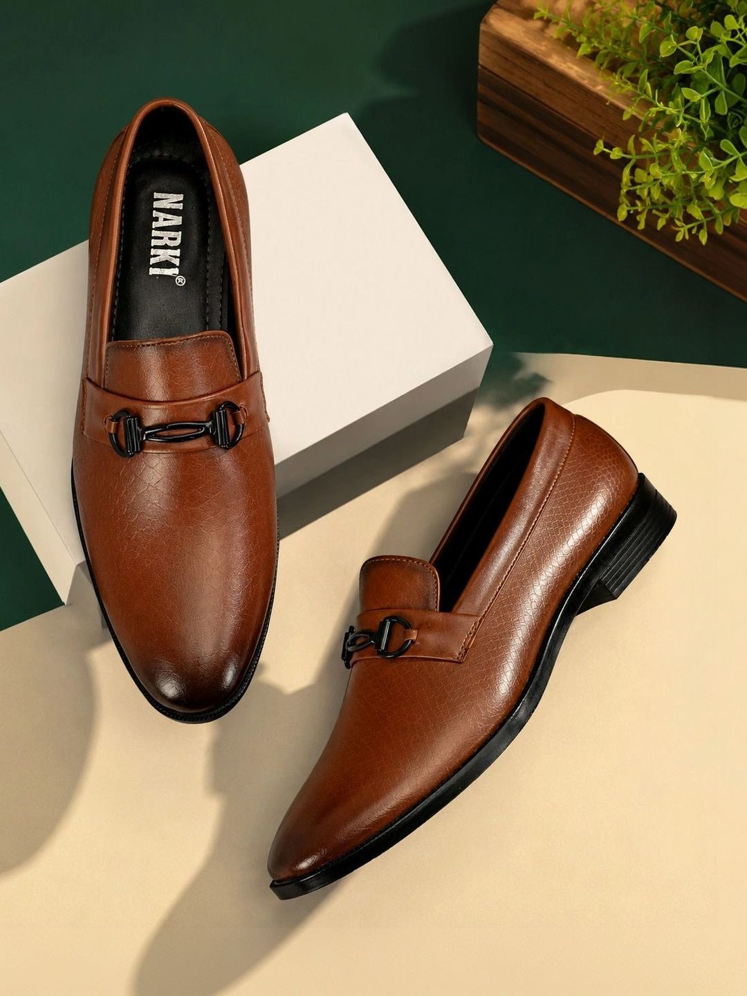 NARKI Men Textured Round Toe Slip-On Loafers Formal Shoes-image-25