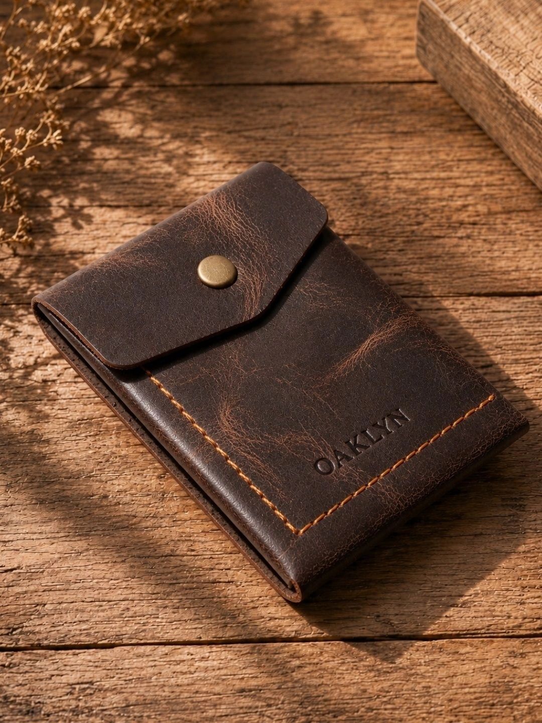OAKLYN Men Textured Leather Card Holder-picture-42