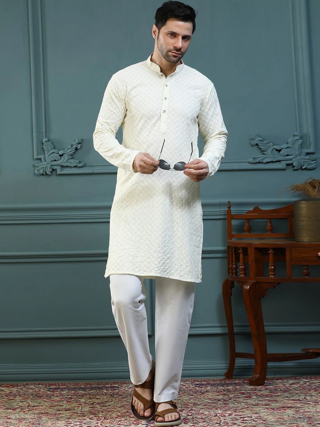 ALMORA Men Embroidered Chikankari Kurta-picture-19