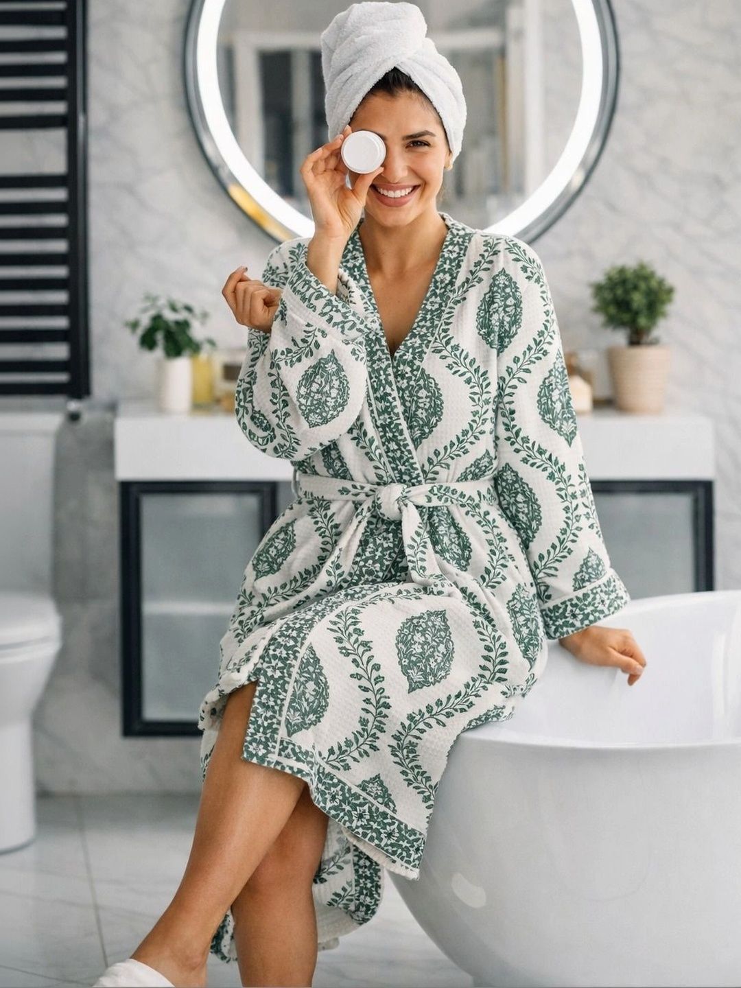 CHICERY Printed Knee Length Bath Robe & Wraps-picture-31