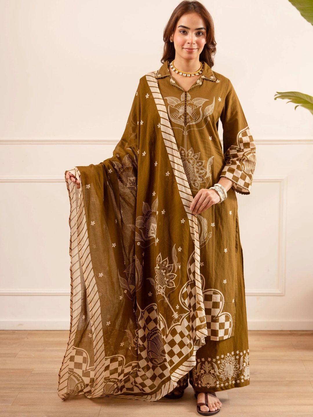 Nehamta Women Floral Printed Regular Pure Cotton Kurta with Palazzos & With Dupatta-picture-21
