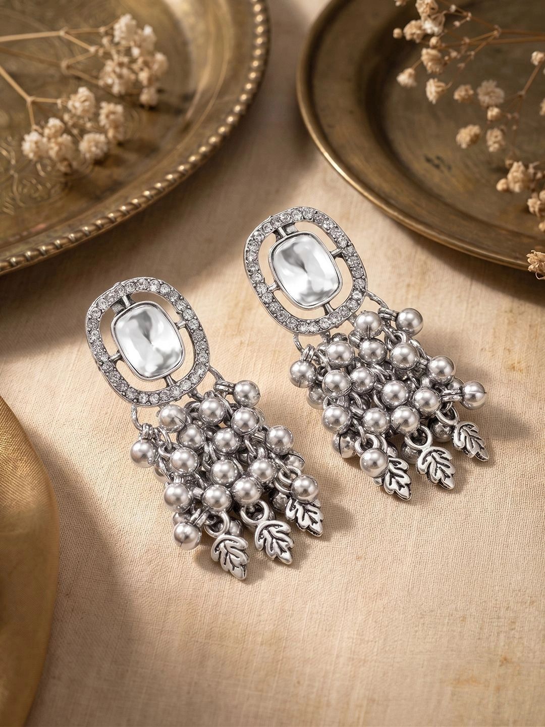 Peora Geometric Drop Earrings-picture-40