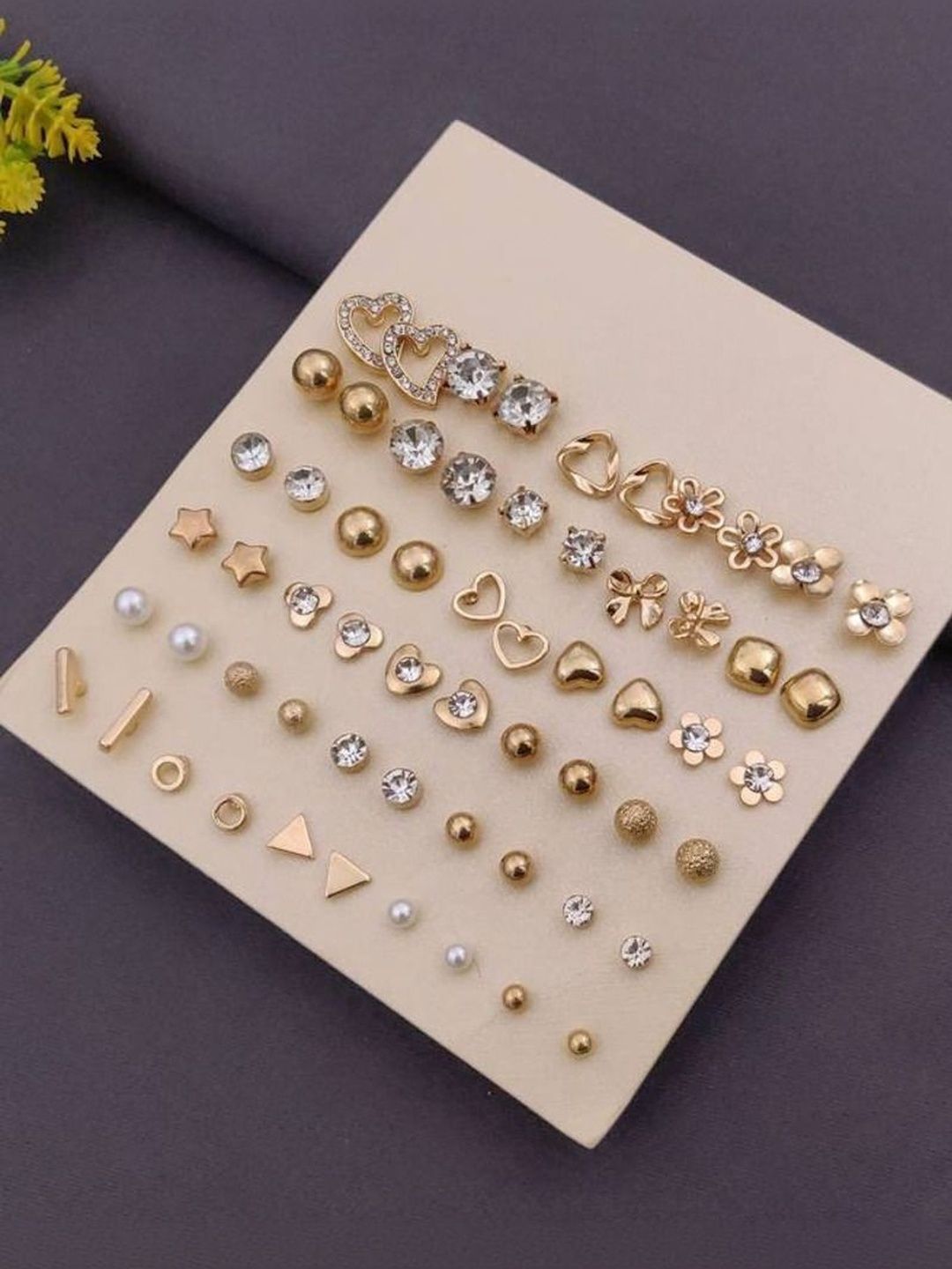 DressBerry Geometric Studs Earrings-picture-52