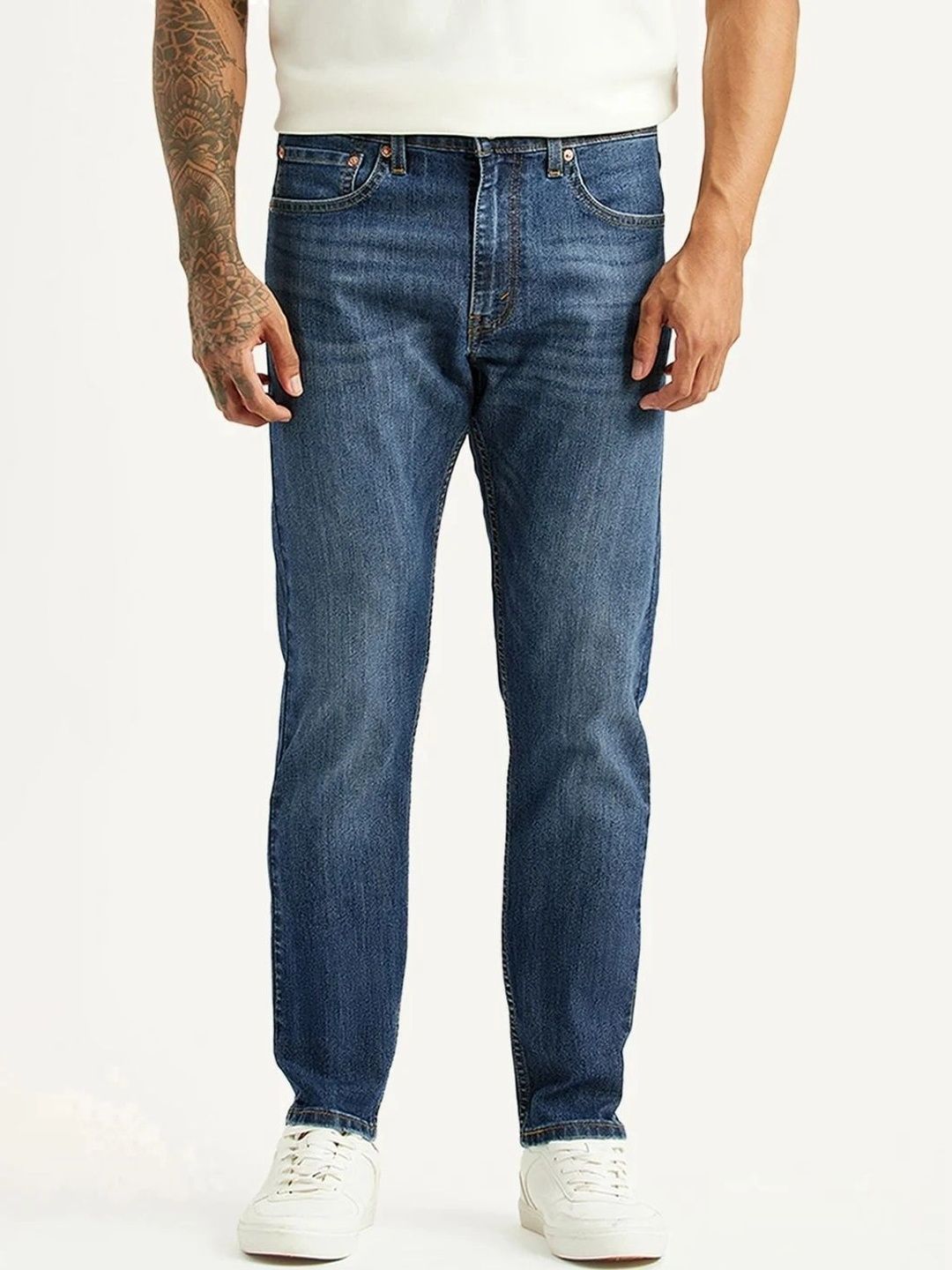 Levis Men Classic Tapered Fit Mid-Rise Low Distress Light Fade Stretchable Jeans-image-11
