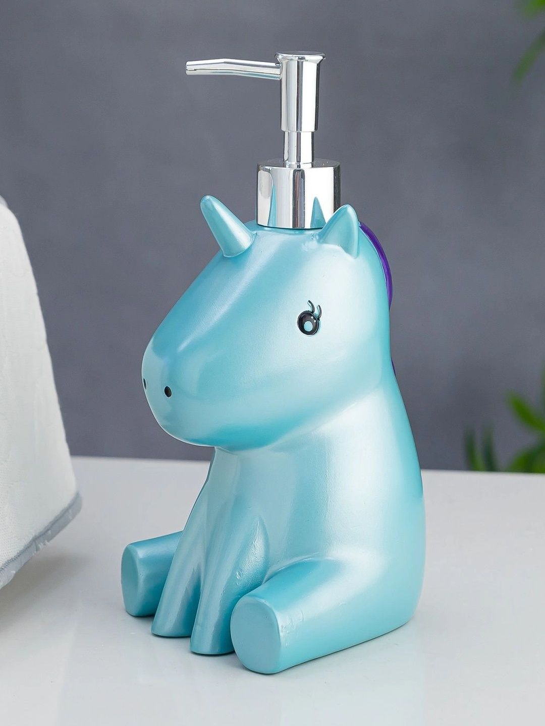 Pano Turquoise Blue Solid Polyresin Soap Dispenser-image-22