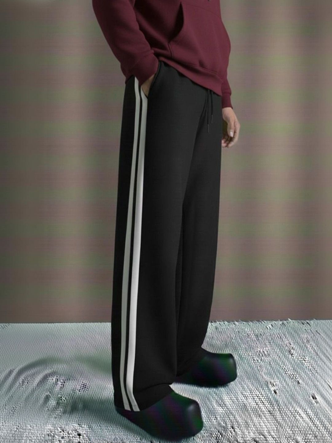 Daphne Maurier Men Striped Regular Fit Training Track Pants-picture-46