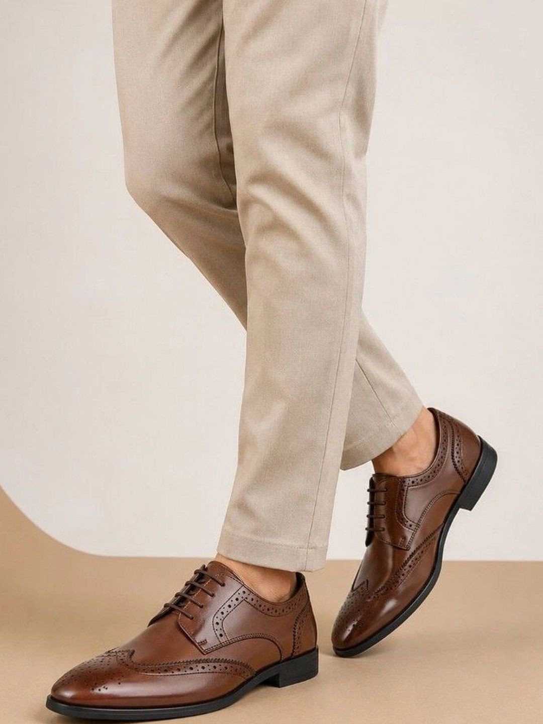 House of Pataudi Men Textured Round Toe Lace-Ups Brogues Formal Shoes-image-37
