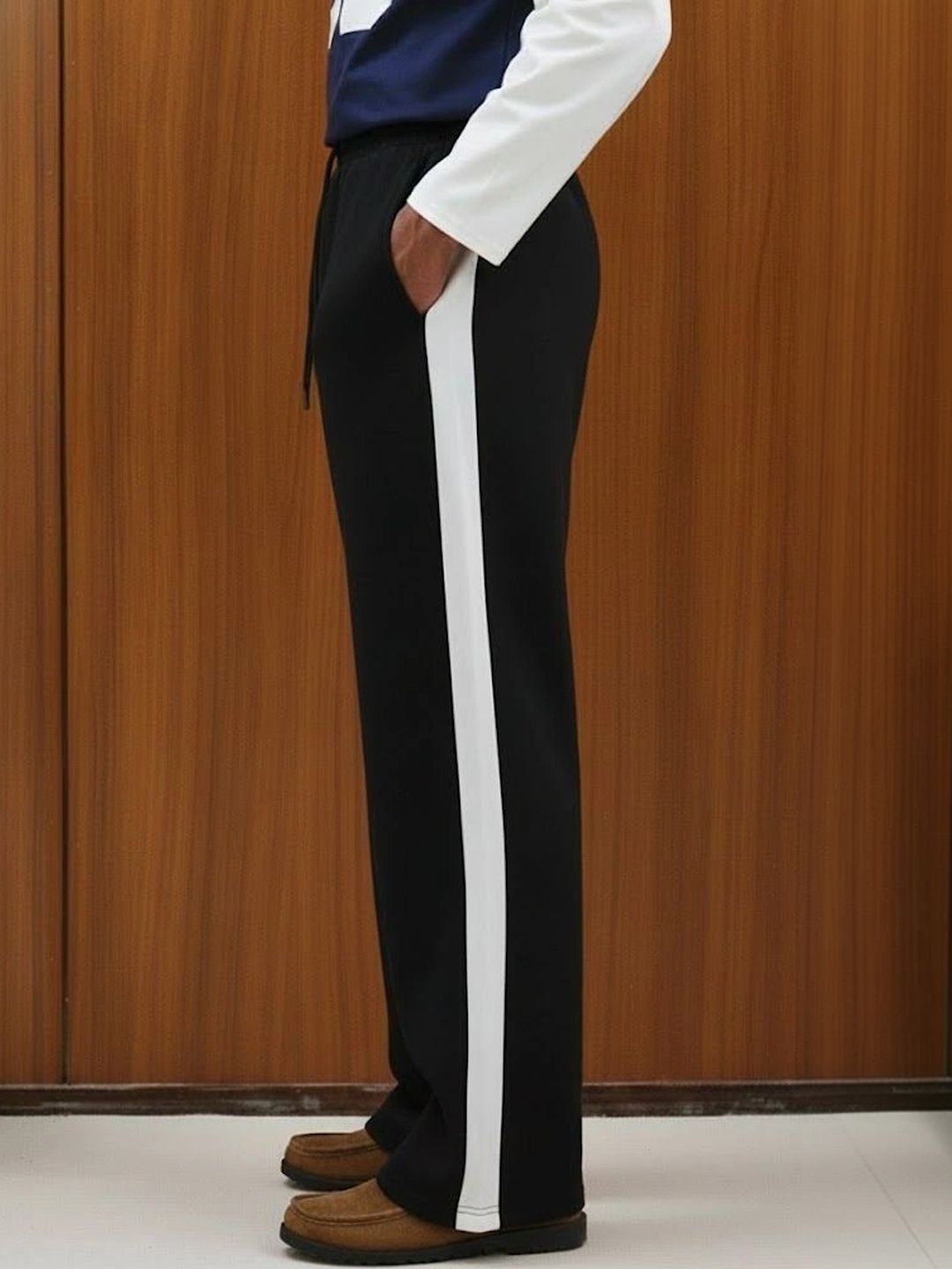 Daphne Maurier Men Regular Fit Colourblocked Training Track Pants-picture-36