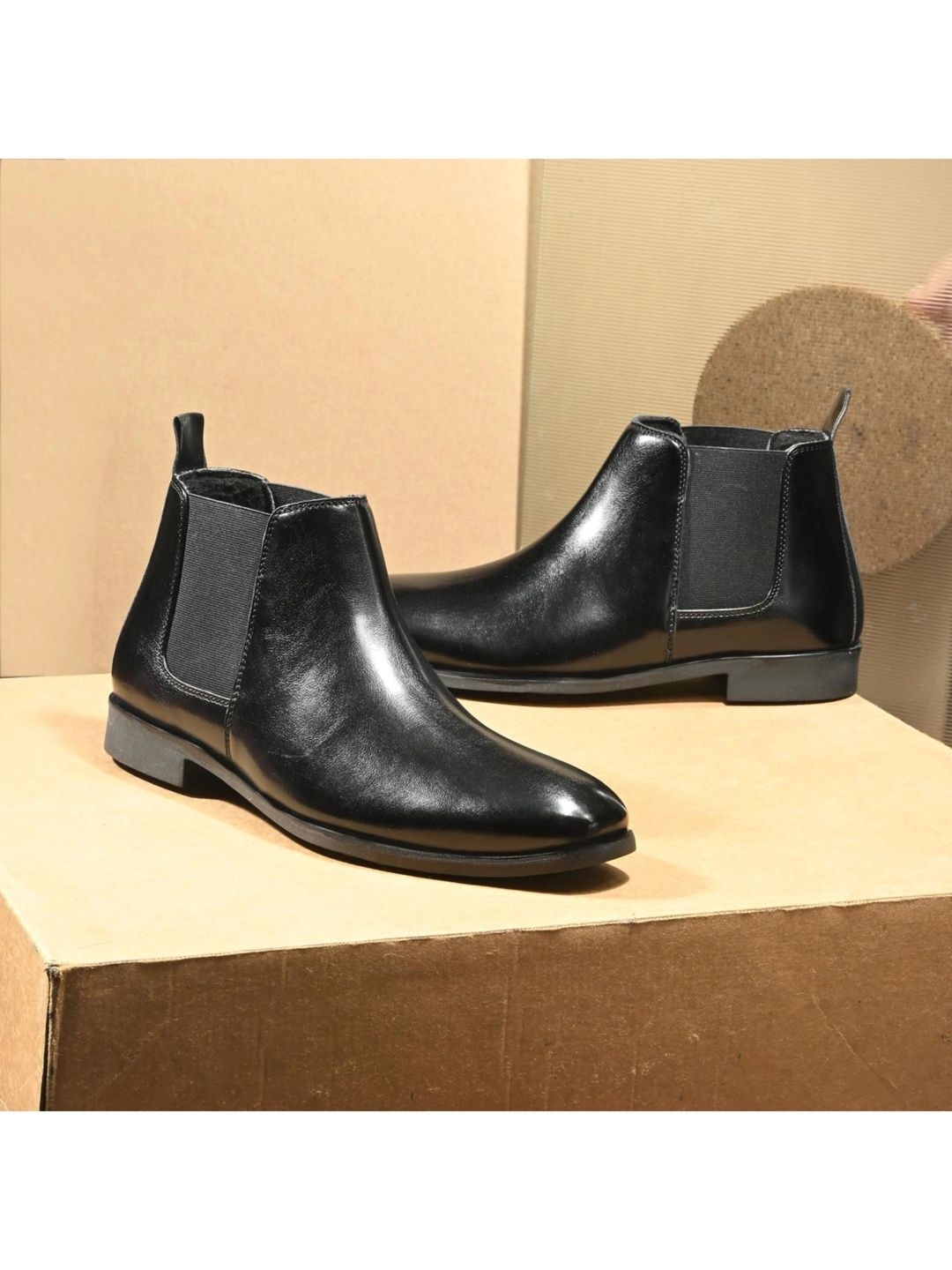 Qismat Men Pointed Toe Slip-On Shoes-image-45