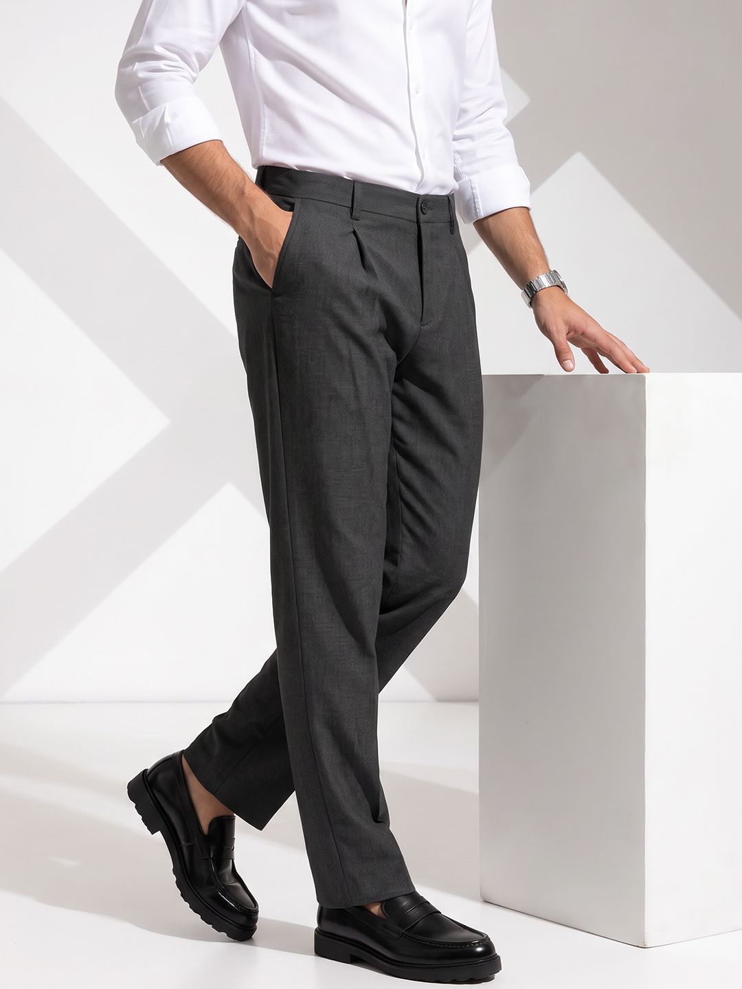 INVICTUS Men Self Design Pleated Formal Trousers-picture-42