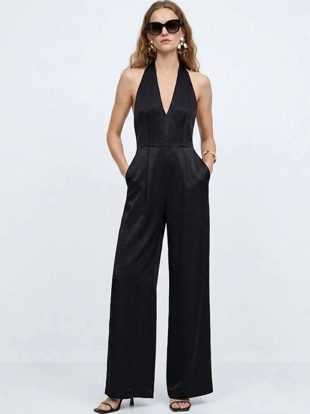 Suo Halter Neck Basic Jumpsuit-picture-55