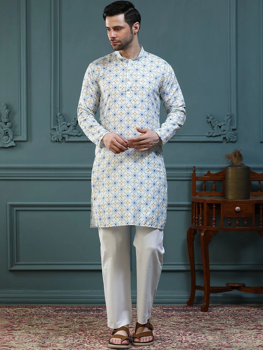 ALMORA Men Printed Regular Pure Cotton Kurta with Pyjamas-picture-36