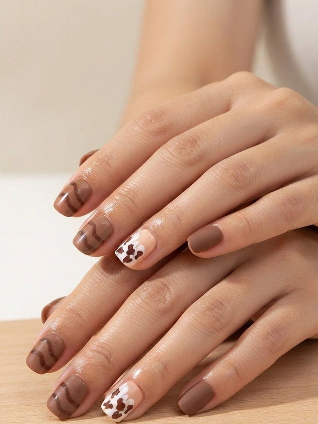 Krelin Set Of 24 Press-On Nail Extensions with Liquid Glue - Mocha Swirl & Cow Print-picture-54