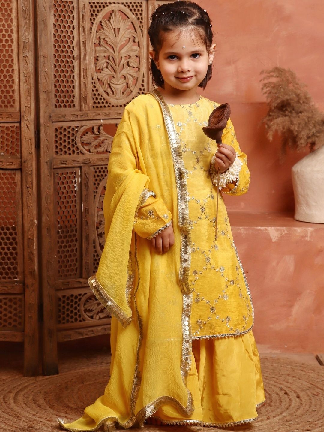 Evaraah Girls Ethnic Motifs Embroidered Regular Sequinned Kurta with Sharara & With Dupatta-picture-14