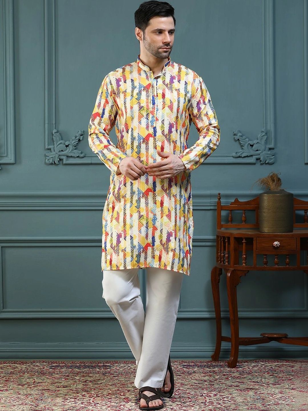 ALMORA Men Printed Regular Pure Cotton Kurta with Pyjamas-picture-32