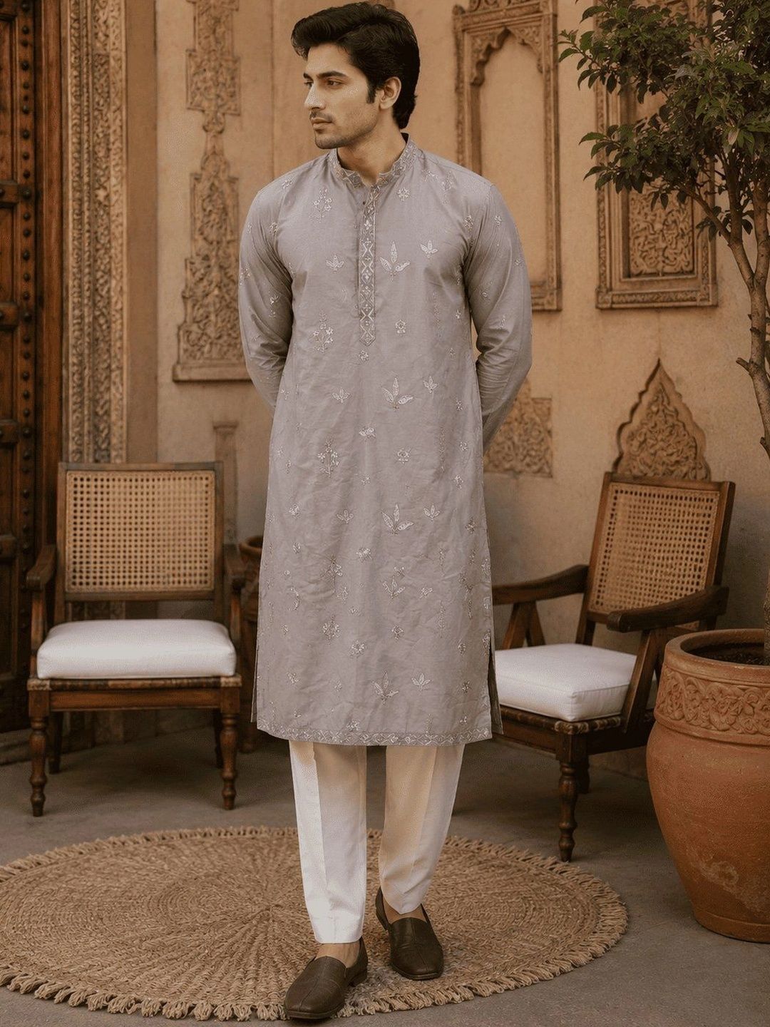 Anouk Men Ethnic Motifs Embroidered Regular Thread Work Kurta with Pyjamas-picture-34