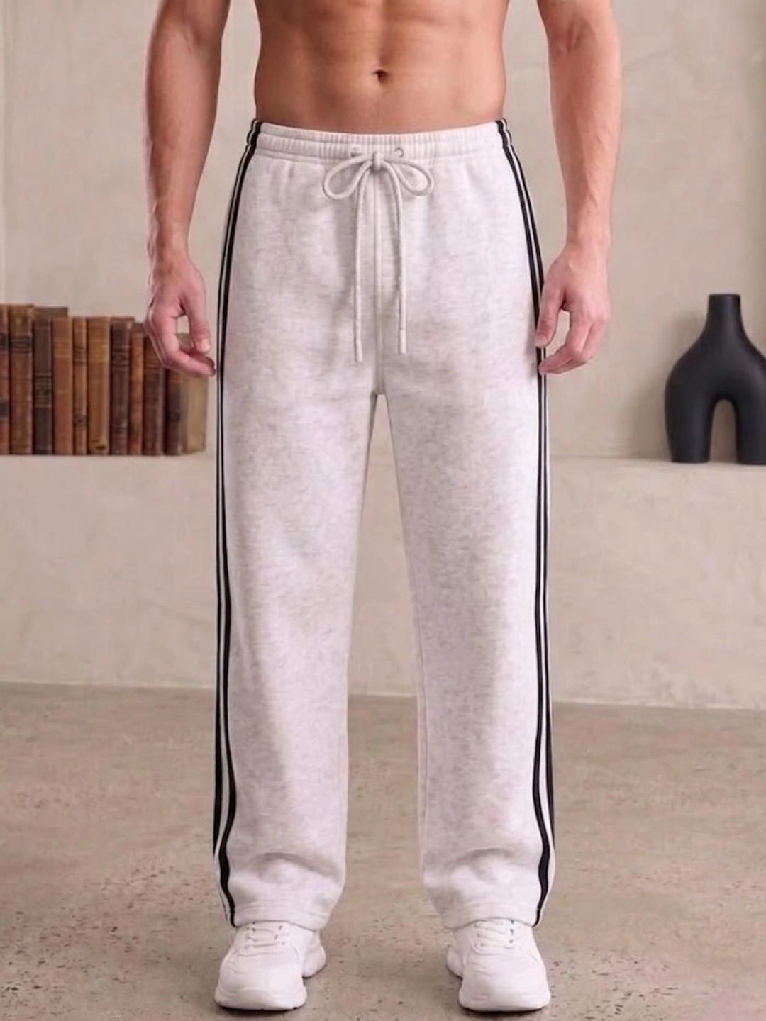 PROGENY Men Relaxed Fit Colourblocked Training Track Pants-picture-28