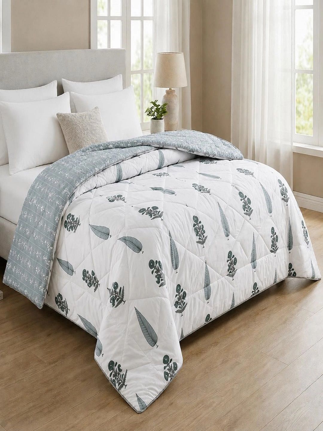 Myntra Elegant Homes Grey & White Floral AC Room 210 GSM Quilt-picture-33