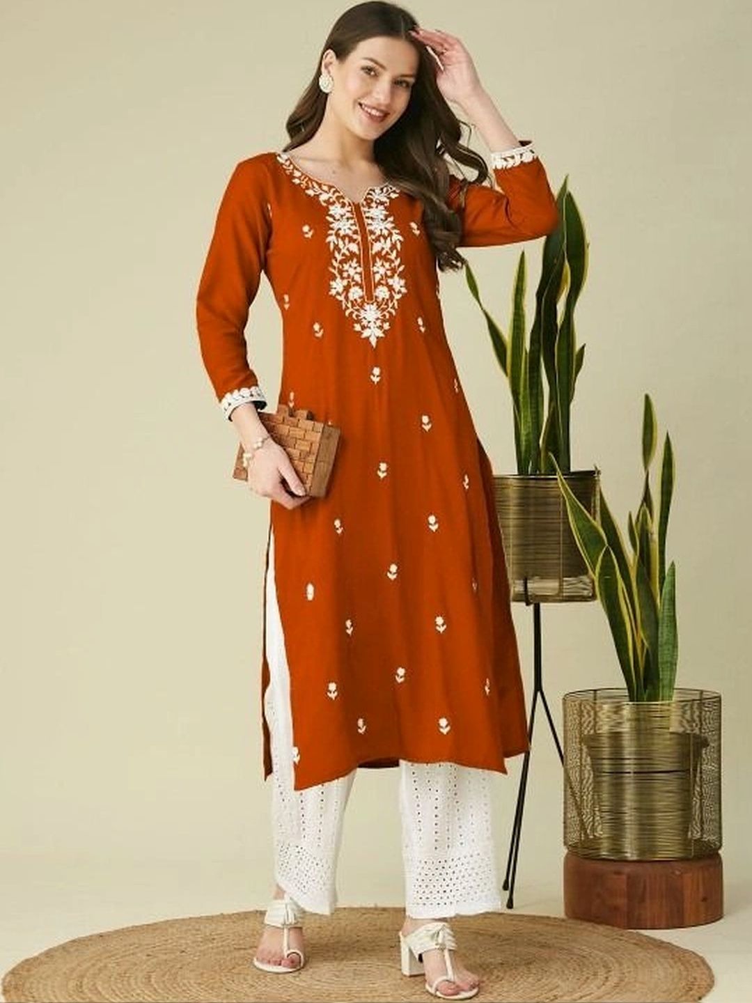 ROOP AYU Ethnic Motifs Embroidered V-Neck Thread Work Thread Work Kurti-picture-13