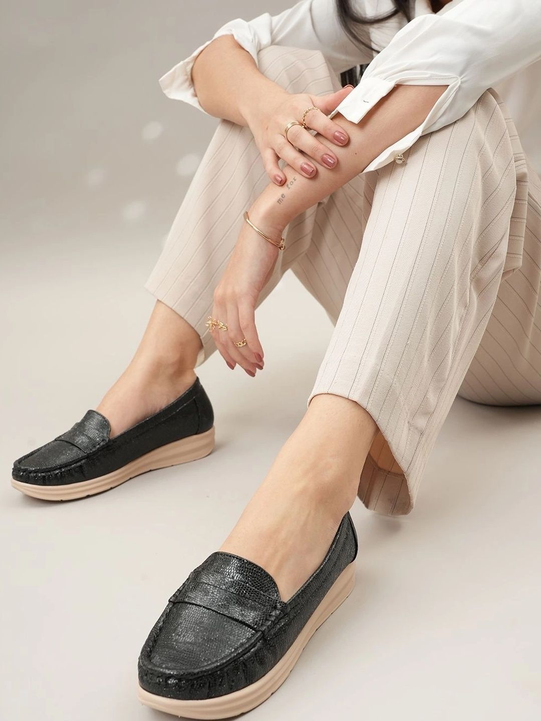 DressBerry Women Textured Loafers-image-45