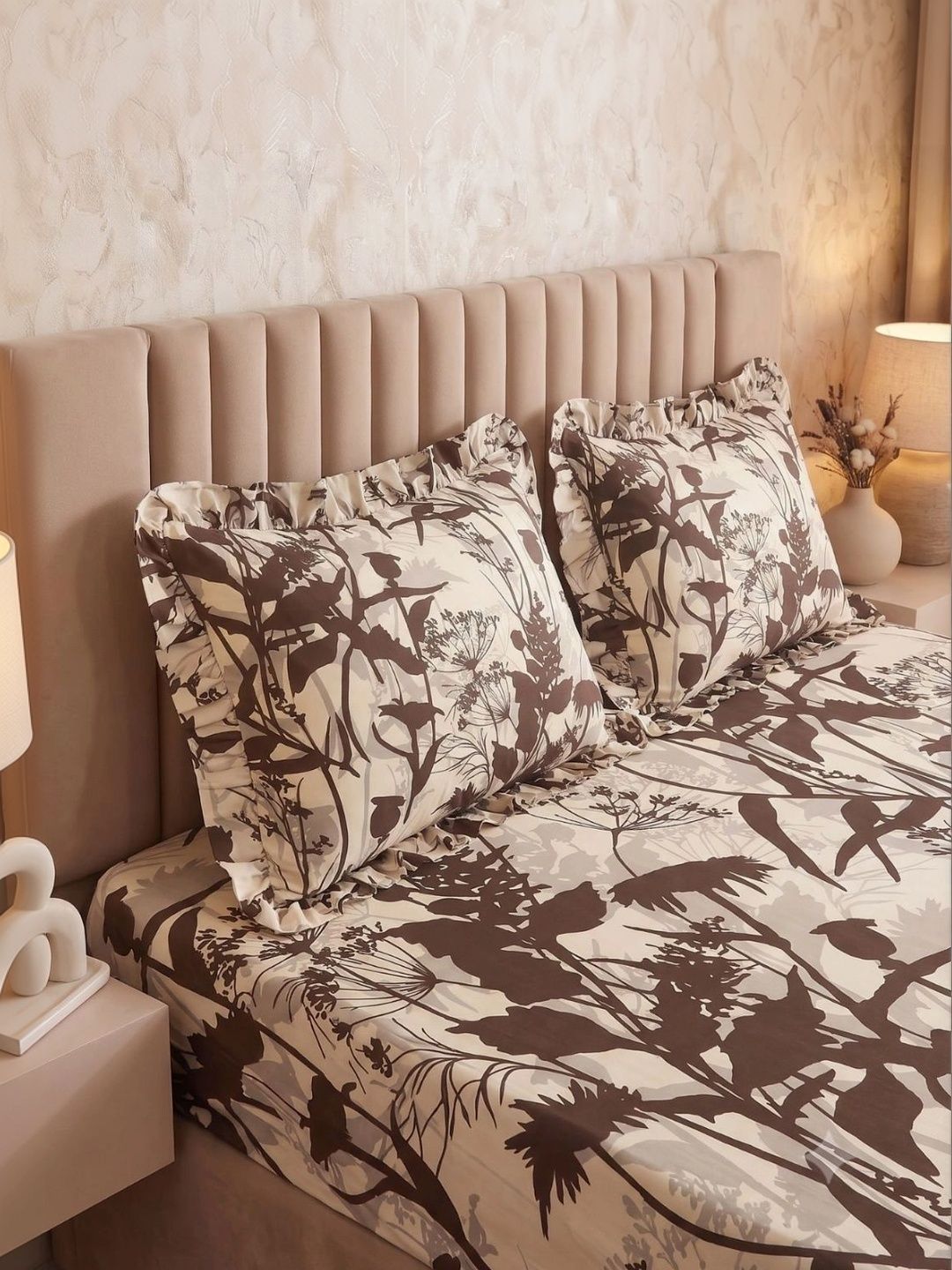 Aura Camel Brown & Brown Floral 250 TC King Bedsheet with 2 Pillow Covers-image-9