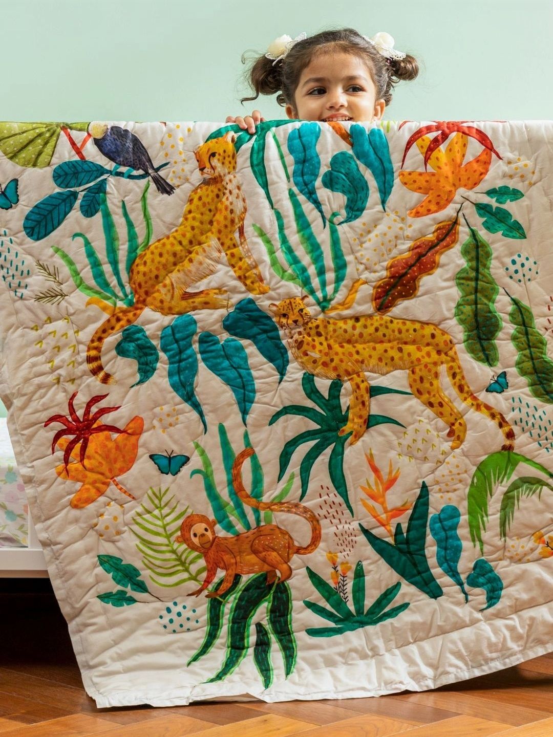 Zookeeper Multicoloured Cartoon Characters 120 GSM Quilt-picture-39