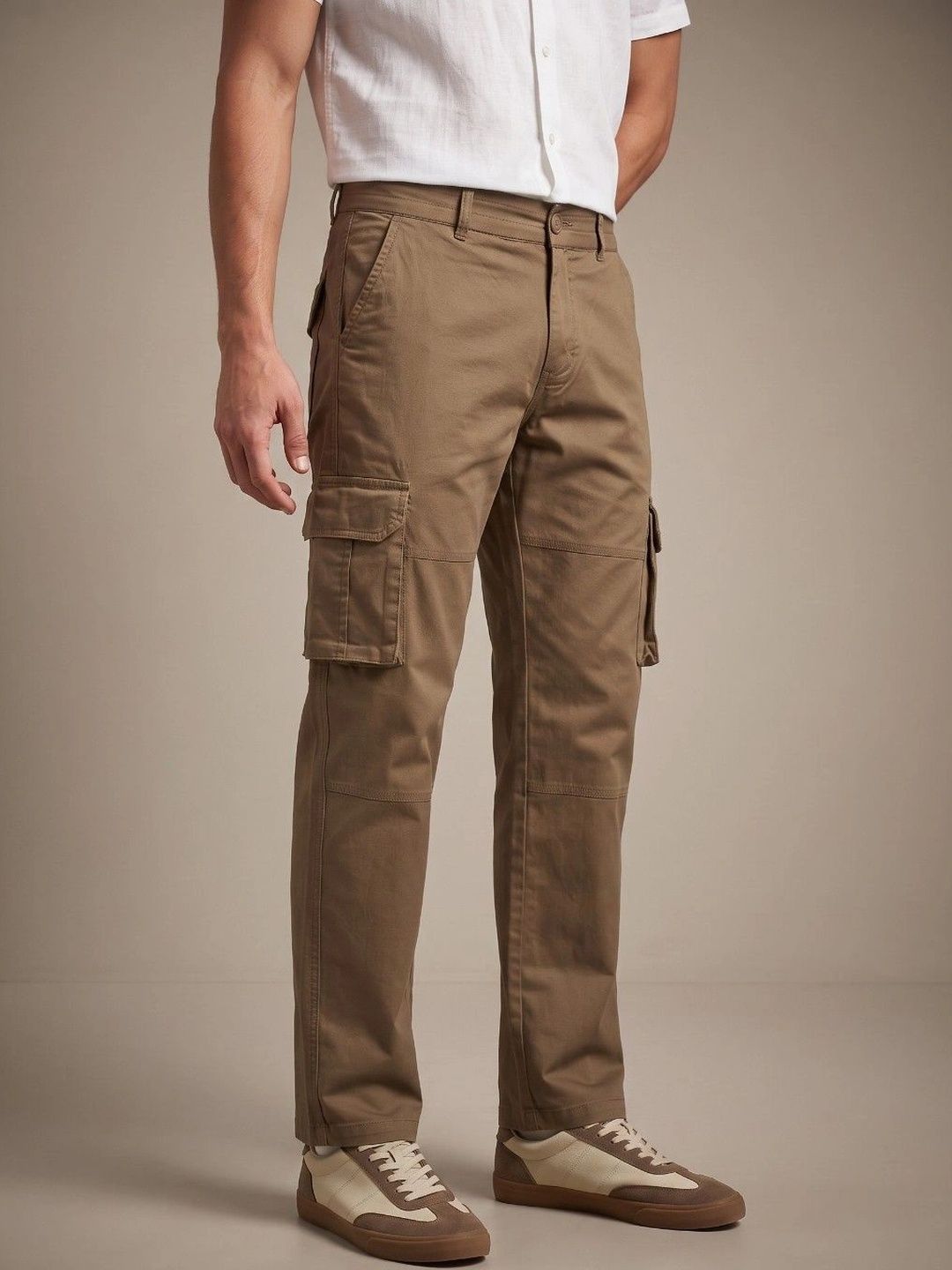 Roadster Men Relaxed Straight Leg Cargos Trousers-picture-15