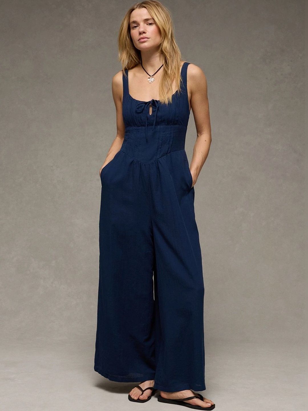AMERICAN EAGLE OUTFITTERS Basic Jumpsuit-picture-33