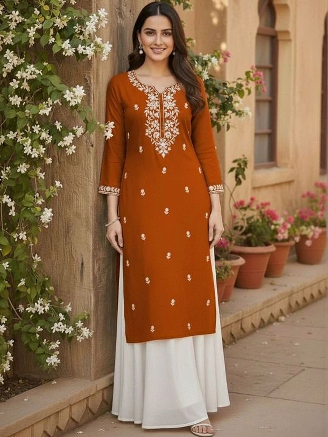 ROOP AYU Ethnic Motifs Embroidered V-Neck Thread Work Thread Work Kurti-picture-10